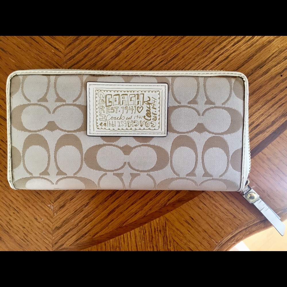 Coach wallet
